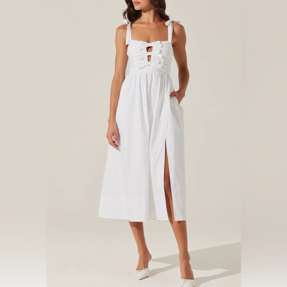 ASTR the Label Helia Sleeveless A-Line Dress White New - Picture 1 of 9